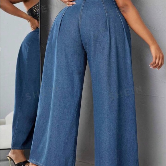 Shein Curve Jeans - Picture 4 of 7